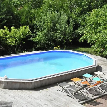 Wellness Boerderij Villa Montaigu-le-Blin