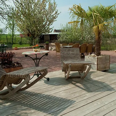 Wellness Boerderij Villa Montaigu-le-Blin
